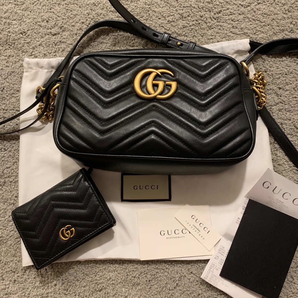 Gucci GG Marmont Small Shoulder Bag & wallet